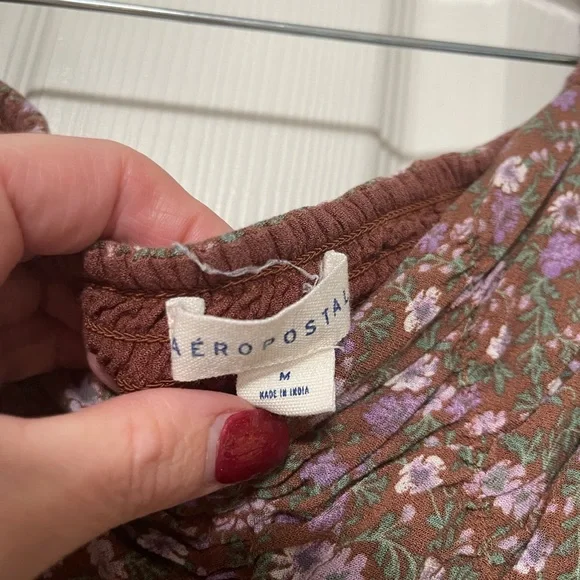 Aeropostale Women’s Floral Purple/Green/Brown Crop Top size Medium worn once - Picture 4 of 5